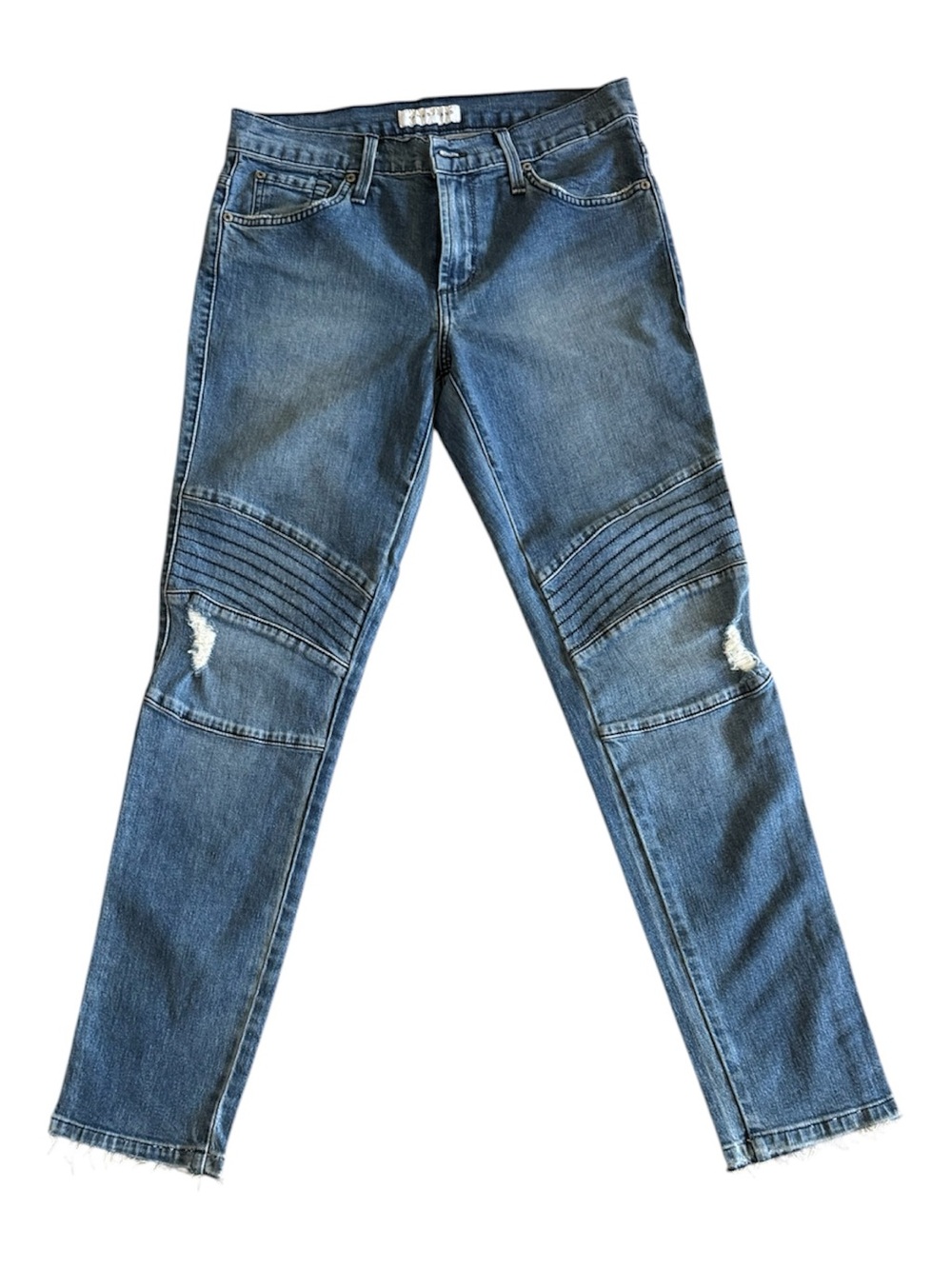 James Jeans “Twiggy Ankle Motto” style. Never worn. Size 29 NWOT